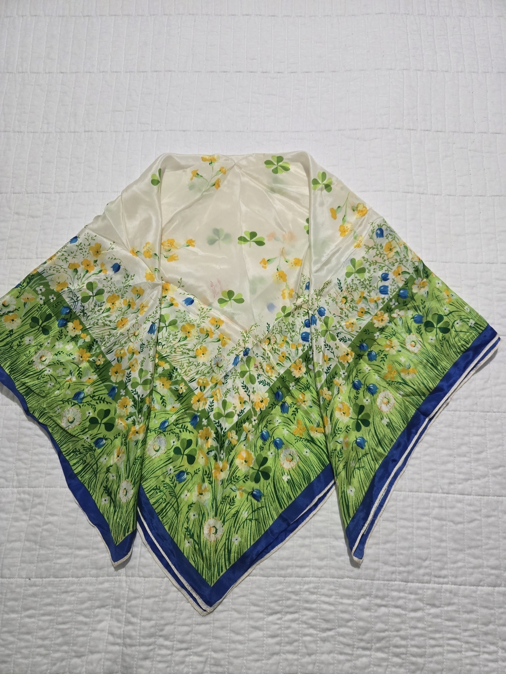Silk Floral Green Scarf - Unbranded View 3